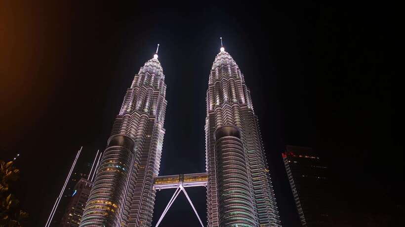 Kuala Lumpur: Sightseeing, Markets, and Food Night Tour - Central Market and Petaling Street: a quick taste of old Kuala Lumpur