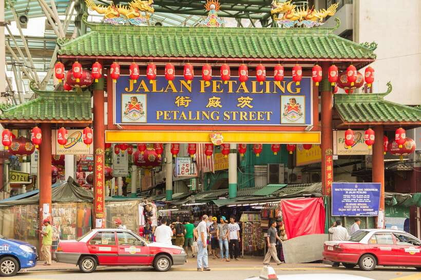 Kuala Lumpur: Street Market Exploration & Shopping Tour - Central Market’s 1888 roots and 1937 building