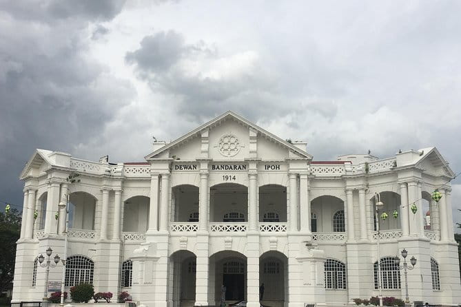 Kuala Lumpur to Ipoh City Tour Day Trip and Transfer to Penang - Gaharu Tea Valley and the agarwood story