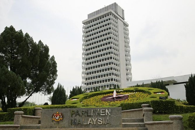 Kuala Lumpur Tower Observation Deck & City Tour - Istana Negara and the royal setting