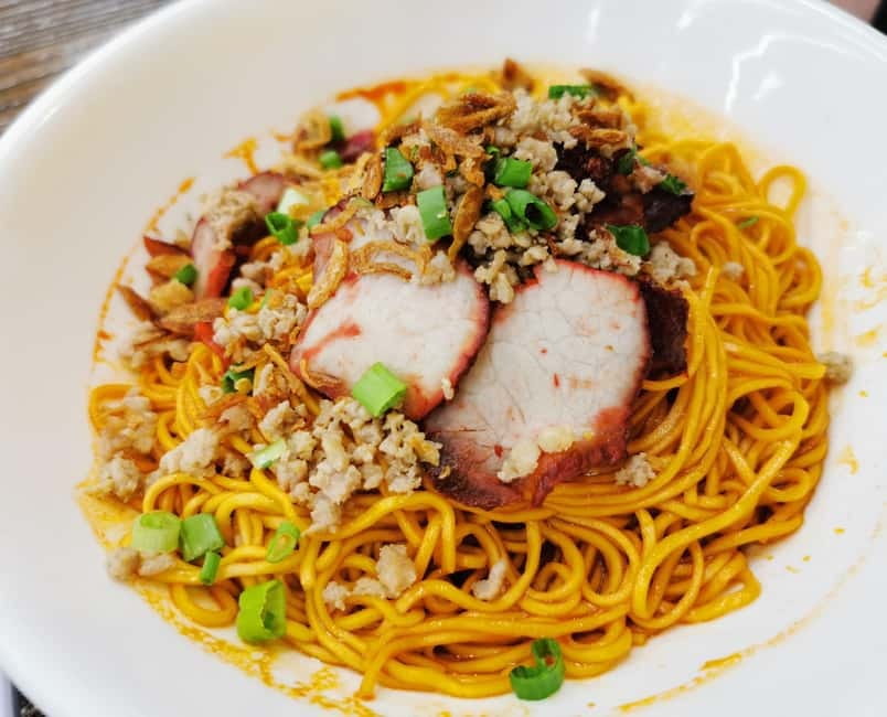 Kuching: Foodie Experience Guided Tour with 5 Tastings - Pork Skewers at the Open Air Market