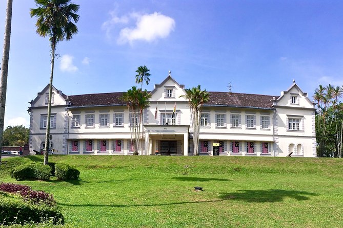 Kuching Half Day City Tour - Why This Short Morning Tour Works