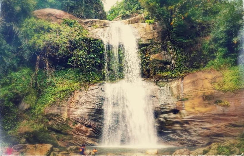 Kuching: Sadir Village Waterfall Trek with Lunch - Walking through Sadir Village rainforest