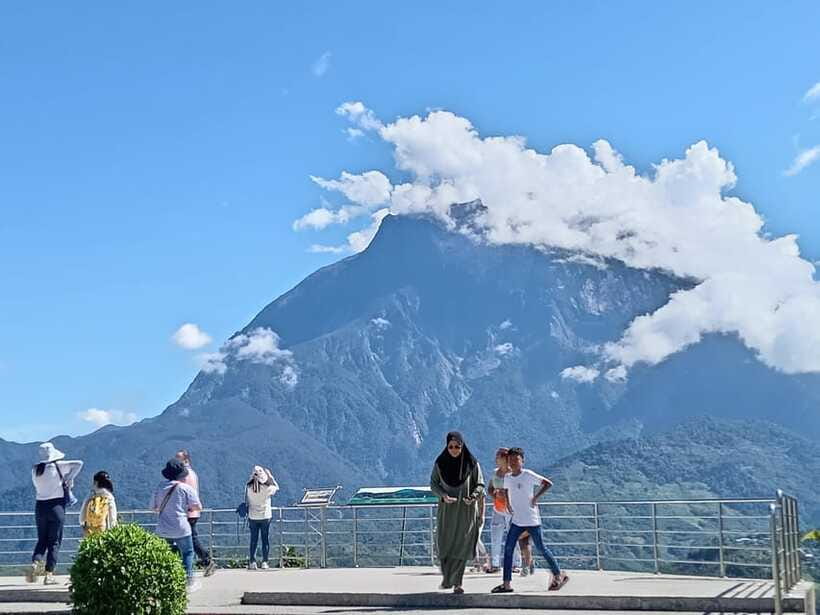 Kundasang : Poring Hot Spring + Desa & Meal Shared Tour - Who will get the most from this tour?