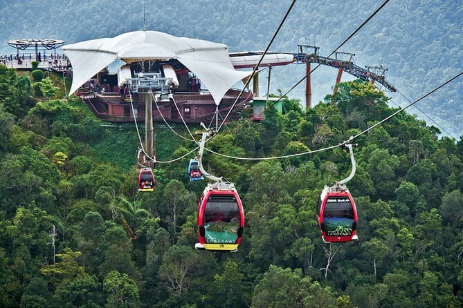 Langkawi Cable Car And Sky Bridge Including Waterfalls - Riding the Langkawi Cable Car to Mount Chin Chang