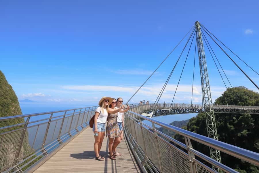 Langkawi: Half- or Full-Day Private Car Tour of Highlights - Price, comfort, and what you really receive