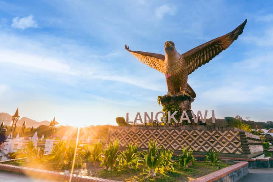 Langkawi: Half- or Full-Day Private Car Tour of Highlights - Choosing four hours or eight hours
