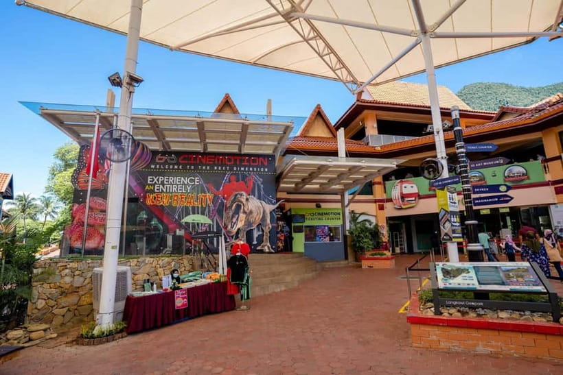 Langkawi: Iconic Landmarks & Natural Wonders Guided Tour - SkyCab and Sky Bridge: the big payoff