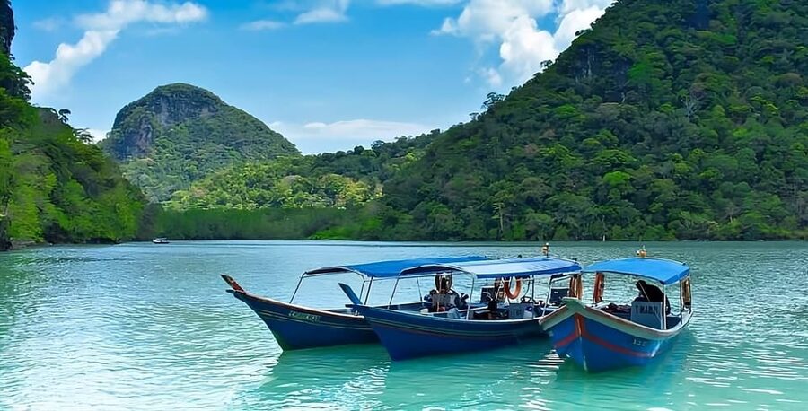 Langkawi: Island Hopping Shared or Private Boat Options - Three islands in four hours
