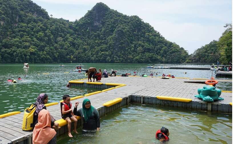Langkawi: Island Hopping Tour - Singa Besar, a short wildlife stop