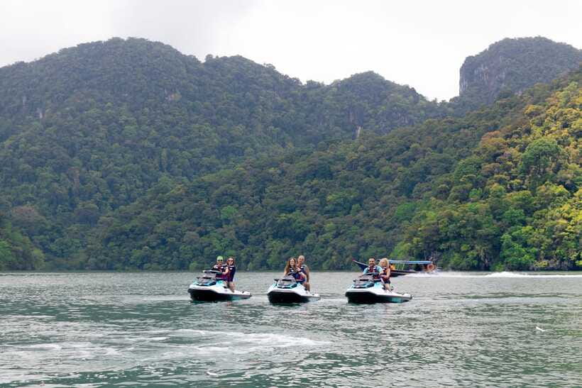 Langkawi: Jet Ski Adventure Basic Package - Eagle feeding and the shorter island checkpoints