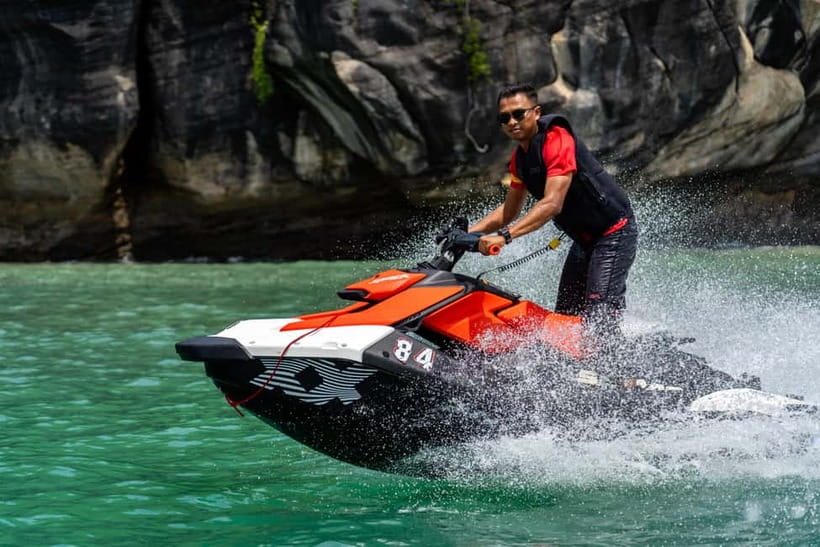 Langkawi Jet Ski Tour Dataran Lang - A 45-minute ride to a lesser-known stop
