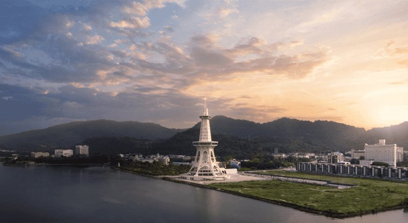 Langkawi: Maha Tower Langkawi Admission Ticket - Arriving at Maha Tower in Kuah