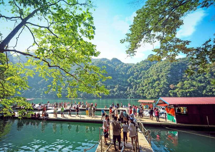 Langkawi: Mangrove Kilim UNESCO Geopark & Cave Tour - Limestone cliffs and the Andaman Sea