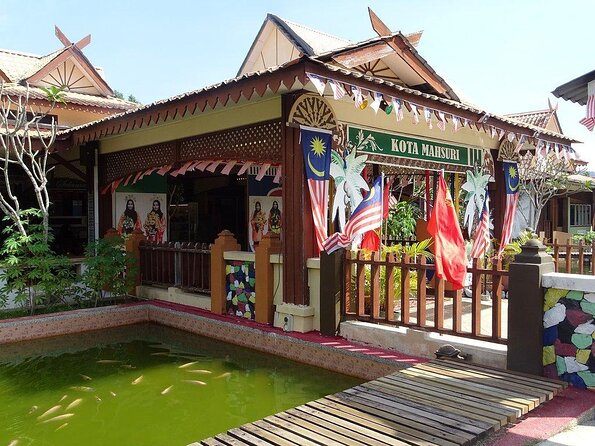 Langkawi Nature & History Tour with Telaga Tujuh & Mahsuri Tomb - Five useful things to know before you book