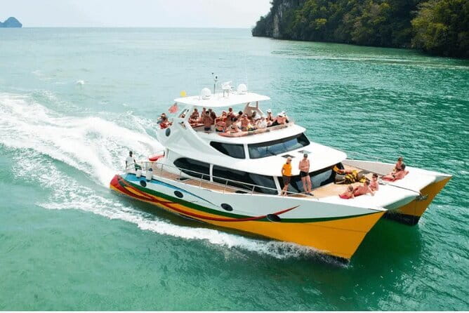 Langkawi : Sunset Dinner Cruise Including Hotel Transfer -Sharing - Boarding the boat and settling into the evening
