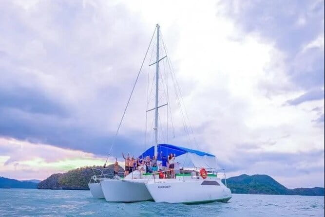 Langkawi : Sunset Dinner Cruise Including Hotel Transfer -Sharing - Watching the Malaysian sunset from the deck