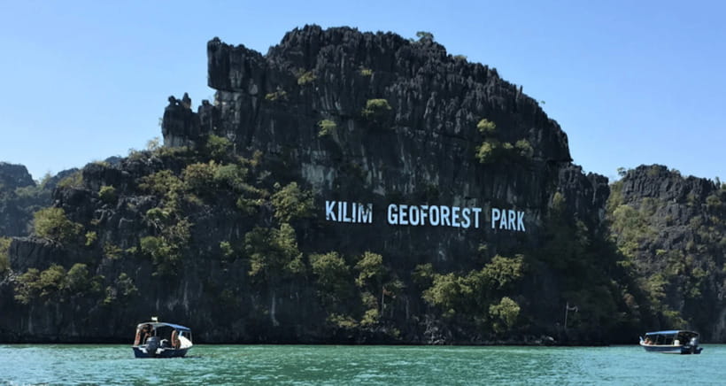 Langkawi: Tanjung Rhu Mangrove Speedboat Tour - Bat Cave: limestone, darkness and a small entrance fee