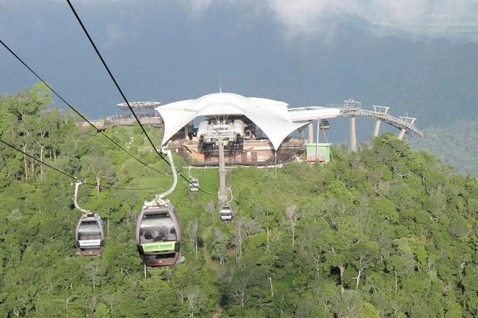 Langkawi Tour with SkyBridgewalk,Langkawi Cable Car,Oriental Village pass - What $95 per person buys you