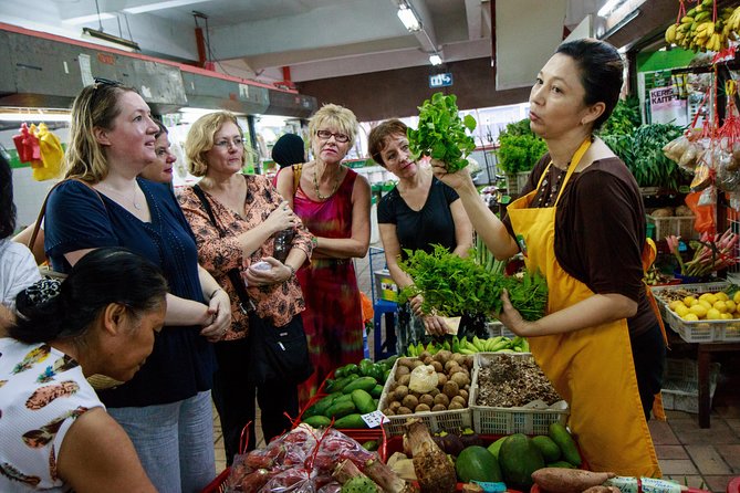 LaZat Malaysian Cooking Class - Starting at the Taman Tun Dr Ismail wet market