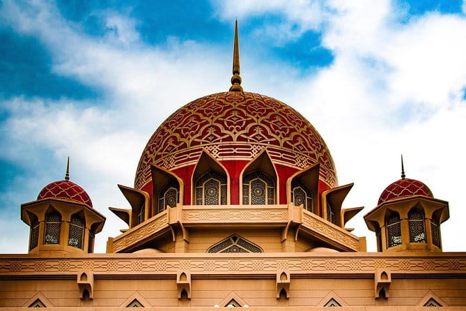 Malacca City To Kuala Lumpur City En-route Putrajaya Tour - The midnight surcharge needs close attention