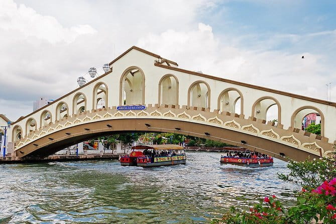 Malacca City Tour and River Cruise with Baba and Nyonya Lunch - The 45-minute Malacca River cruise