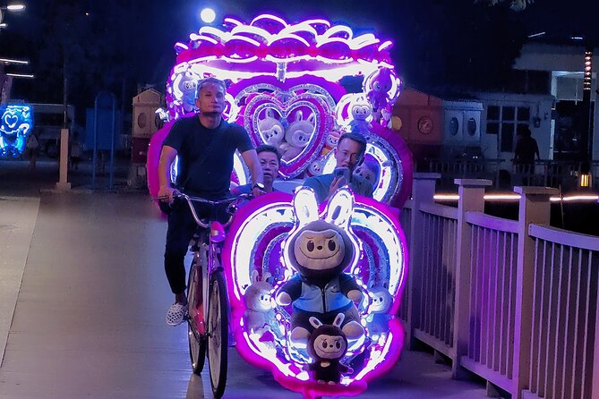 Malacca Night Tour with River Cruise & Trishaw Ride from KL (SIC) - Sultan’s Palace and Independence Building