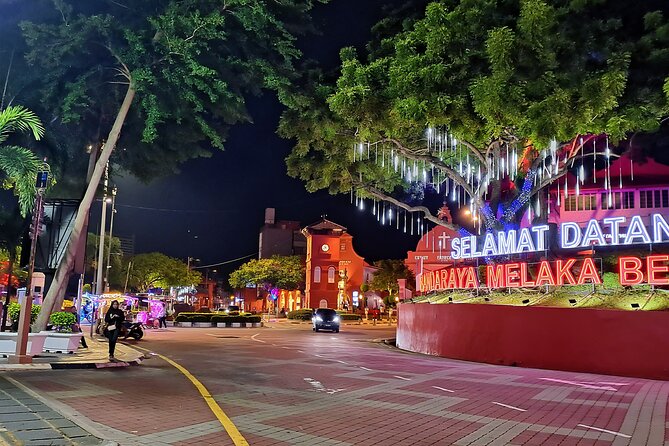 Malacca Night Tour with River Cruise & Trishaw Ride from KL (SIC) - A Trishaw Ride Through the Old Center