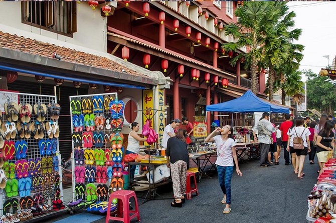 Malacca Tour With Instragrammable Spot from Kuala Lumpur - Harmony Street brings several traditions together