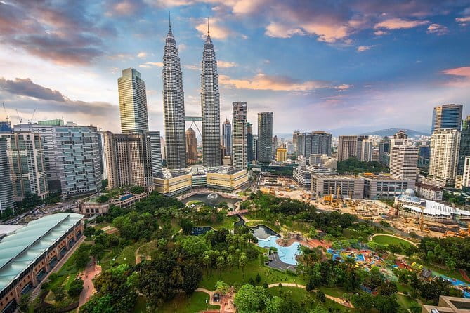 Malaysia: Aquaria KLCC Admission E-Ticket - The best way to fit Aquaria into your day