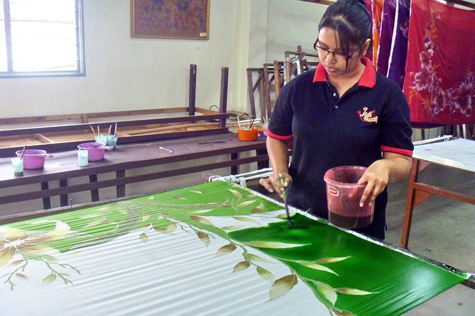 Malaysia Countryside, Batu Caves, Firefly & The River Of Life Tour - Who will get the most from this tour