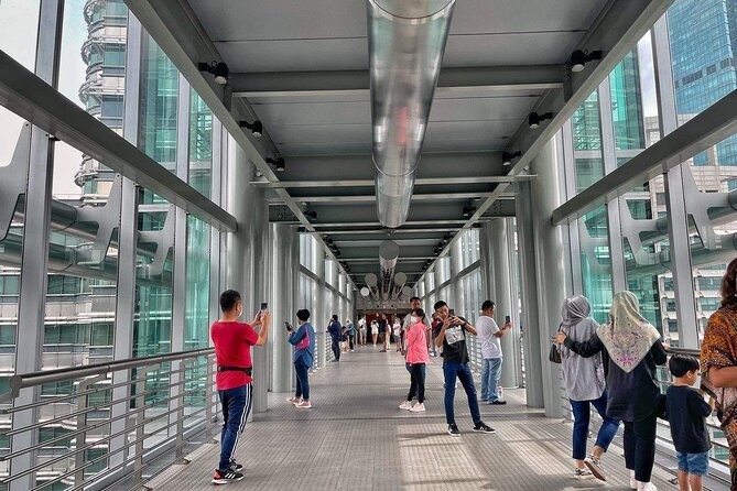 Malaysia Petronas Twin Tower Observation Deck E-Tickets - Who Will Enjoy This Most?
