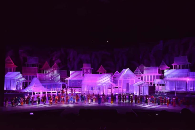 Melaka: Encore Melaka 70 mins Live Performance Ticket - Plan your arrival and seating carefully
