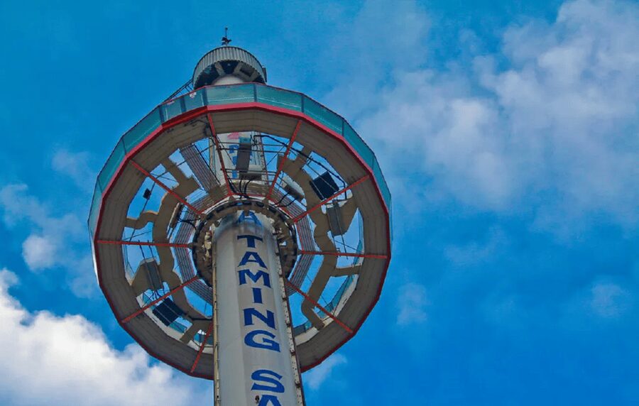 Melaka: Menara Taming Sari Tower E-Ticket - When the tower fits best into your Melaka day