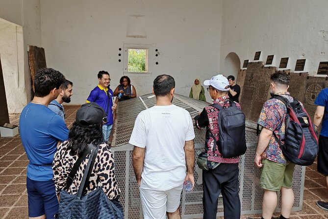 Melaka UNESCO City Guided Walking Tour - Tip Based - Malay royalty and the Portuguese fortress