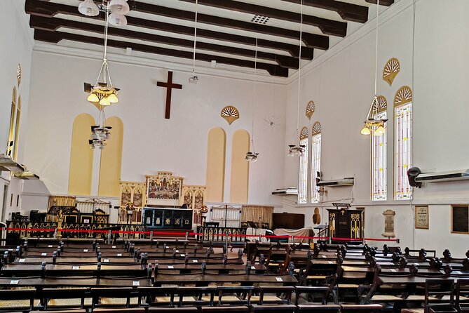Melaka UNESCO City Guided Walking Tour - Tip Based - Christ Church and the red heart of Dutch Square