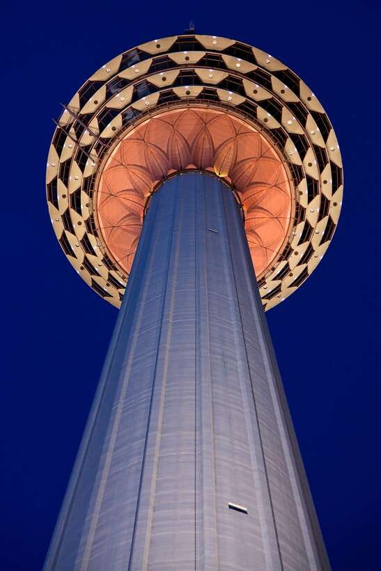 Night Tour of Petronas Twin Towers, Kuala Lumpur - Starting With the Petronas Twin Towers