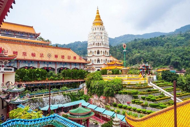 Penang City Private Half Day Tour With Khoo Kongsi & Kek Lok Si - Kek Lok Si, the tour’s biggest temple visit