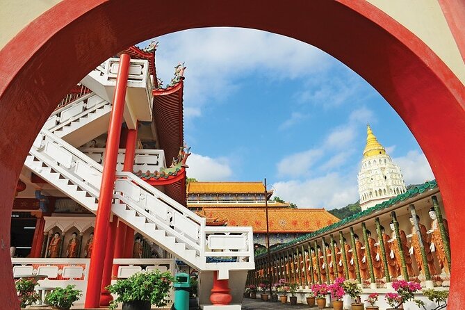 Penang City Sightseeing Tour - Batik: seeing wax become cloth