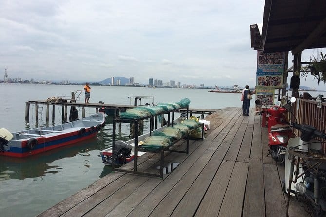 Penang Day Trip with Temple and Penang Hill Tickets (Fast Lane) - Who will get the most from this tour