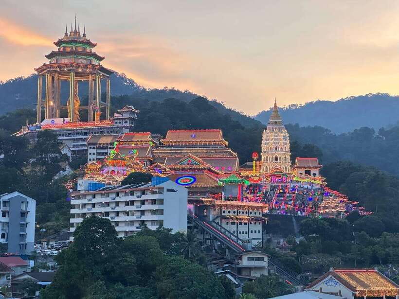 Penang: Exciting Local Half Day Private tour 6-10pax(5Hours) - Penang Hill and the useful jeep alternative