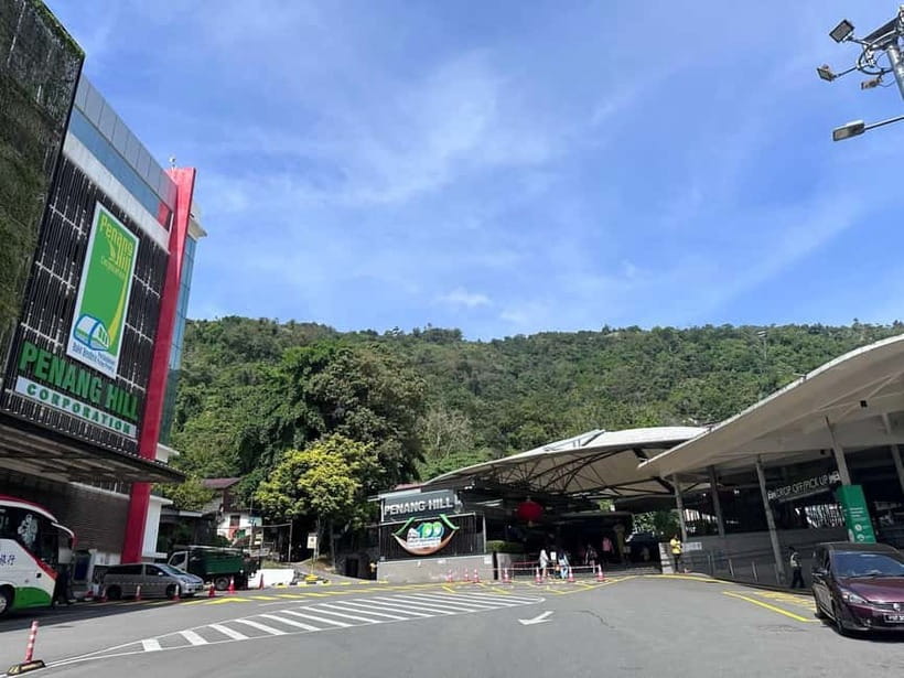 Penang: Fascinating 5-Hour Private Local Tour - Vehicle comfort, timing, and pickup