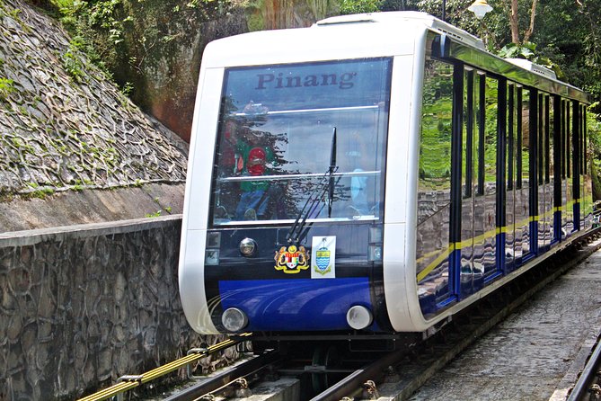 Penang Hill and the Kek Lok Si Temple - Riding the Penang Hill funicular