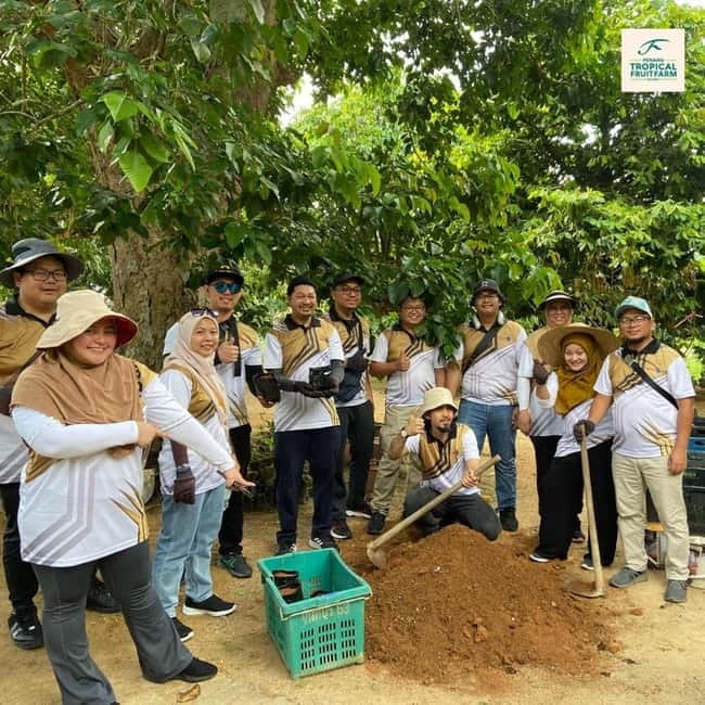 Penang: Tropical Fruit Farm Ticket - Who will enjoy this farm most?