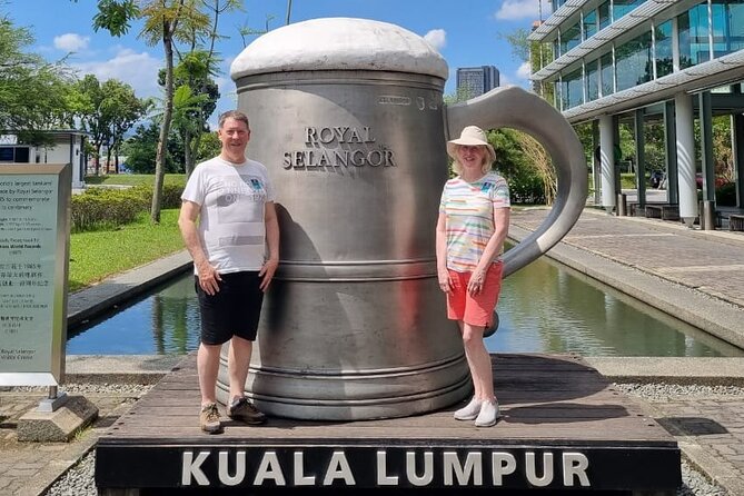 Perfect Day: Kuala Lumpur City, Batu Caves & Fireflies Tour - Mosques, temples, and royal monuments show KL’s mix