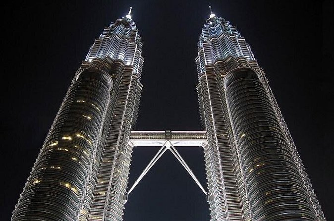 Petronas Twin Tower E-Ticket Including The Skybridge - Group Size, Pace, and Physical Demands