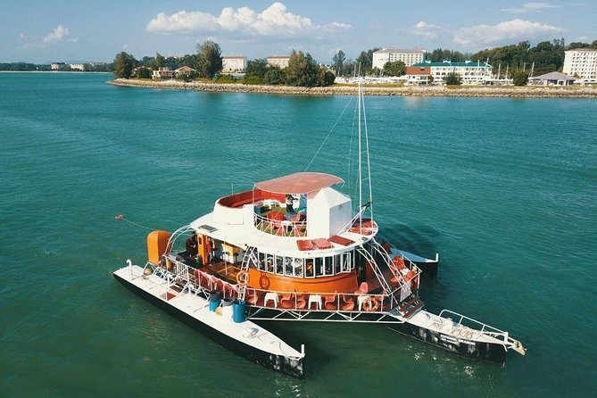 Port Dickson Day Tour with Sunset Cruise - The 90-minute Dickson Dragon sunset cruise