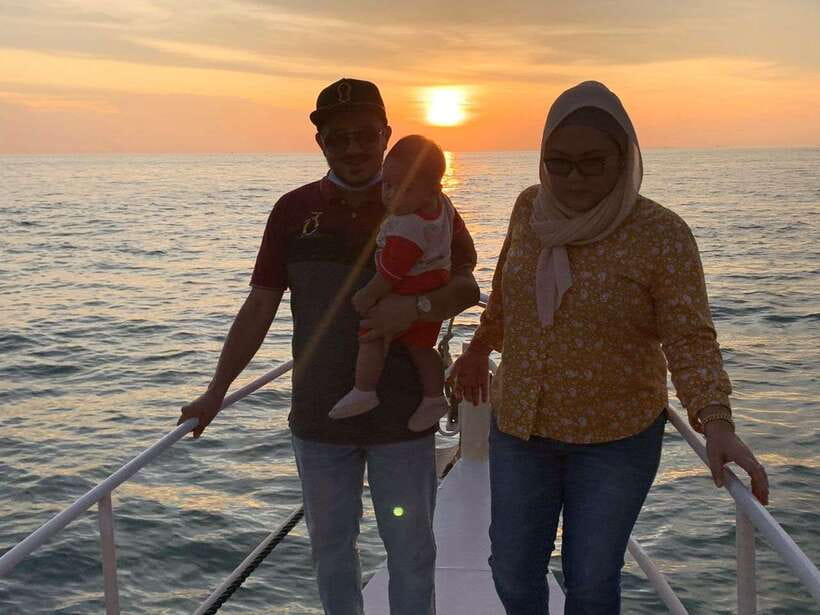 Port Dickson: Dragon Sunset Cruise with Salt Water Jacuzzi - Sailing south toward Teluk Kemang and Blue Lagoon