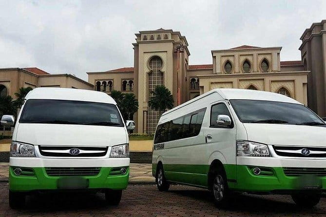 Premium Airport Transfer Kuala Lumpur - The vehicle and the private group setup