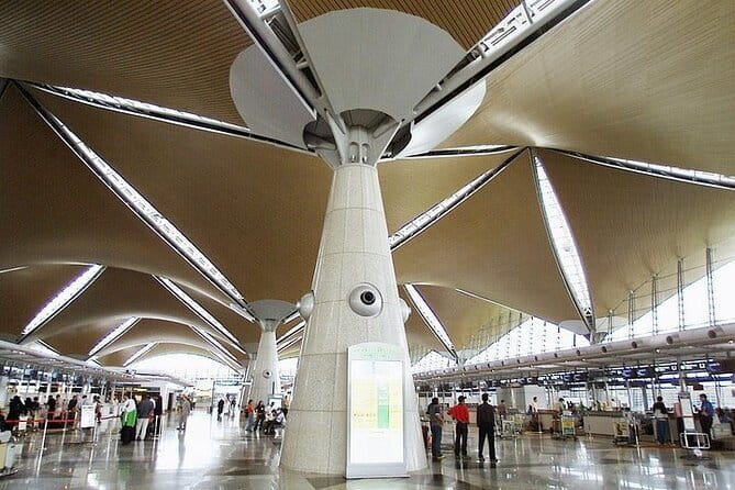 Premium Airport Transfer Kuala Lumpur - Is $90.90 a fair price?